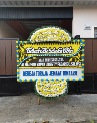 Papan Bunga Duka di Pabuaran