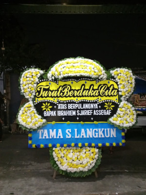 Papan Bunga Duka di Pabuaran